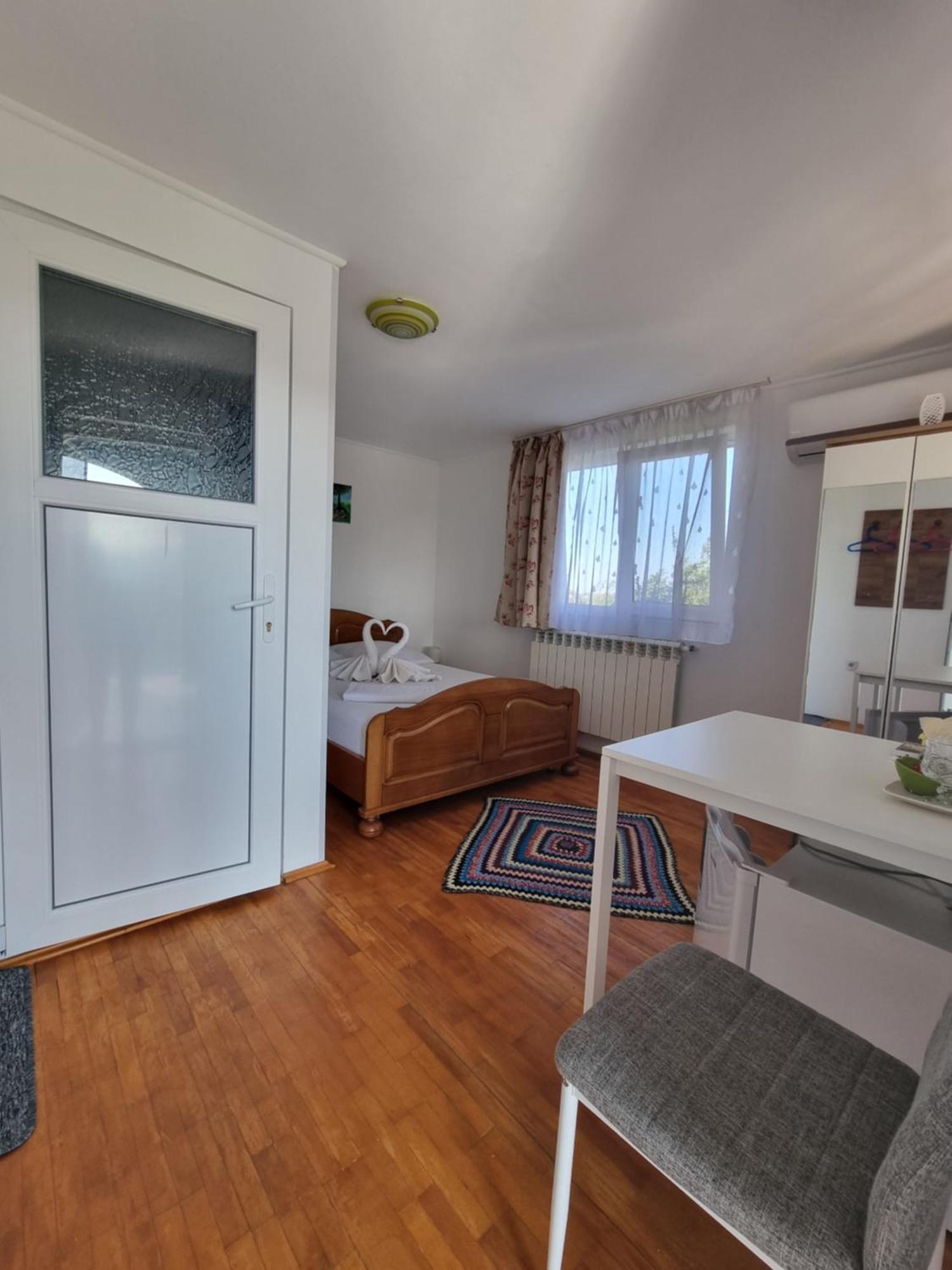 Casa Cu Trandafiri Муригьол Екстериор снимка