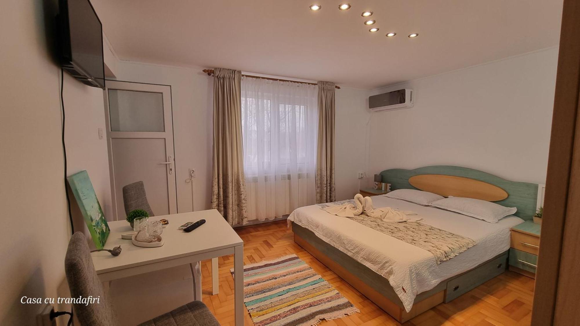 Casa Cu Trandafiri Муригьол Екстериор снимка