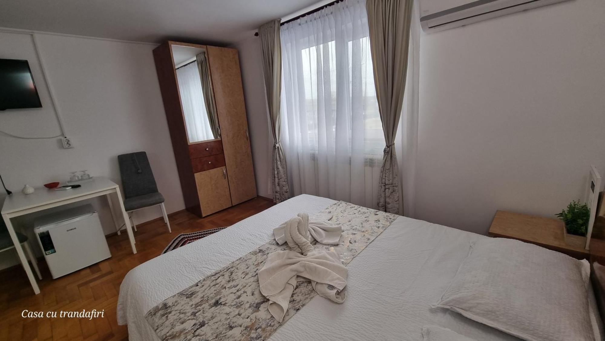 Casa Cu Trandafiri Муригьол Екстериор снимка