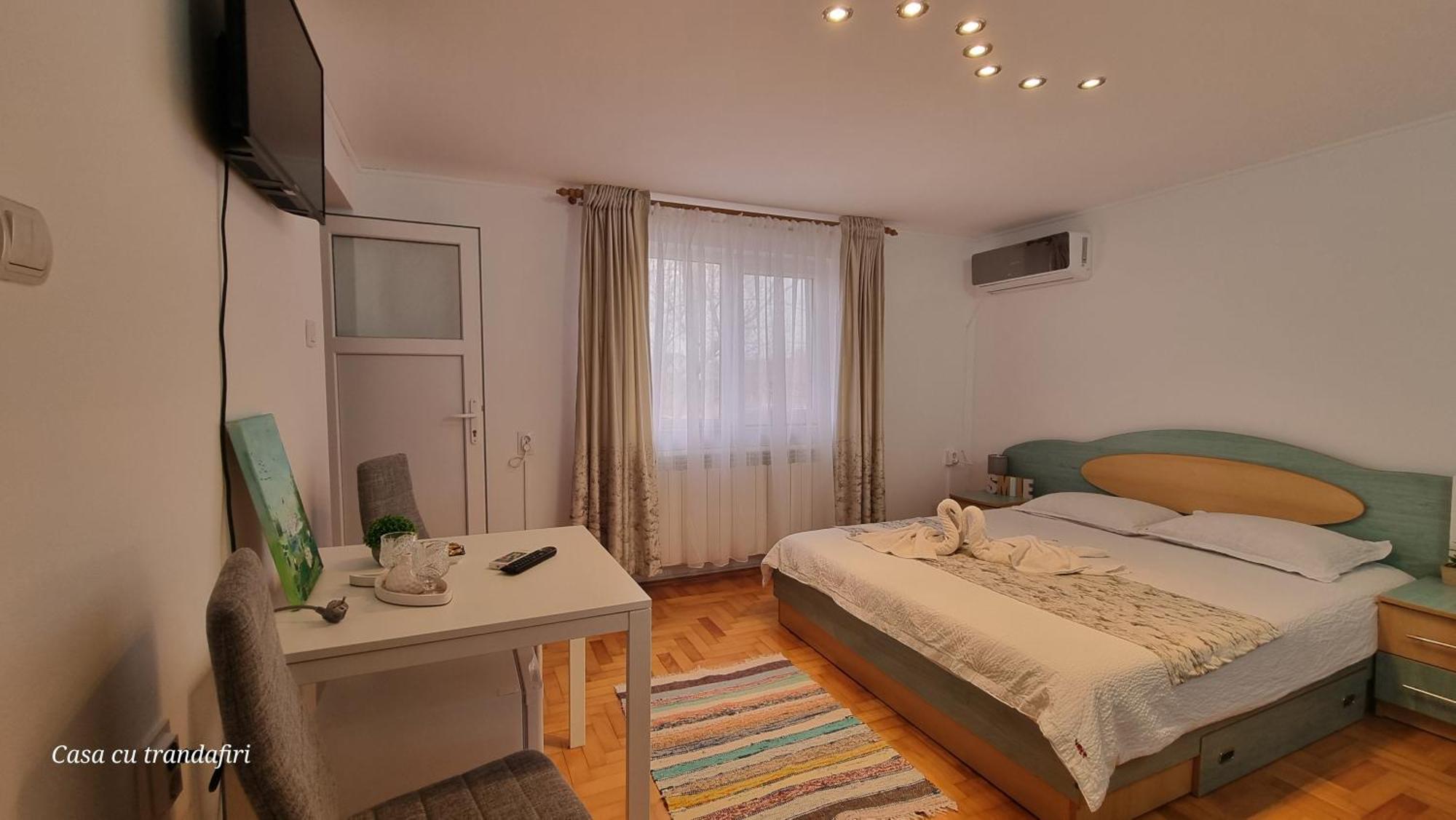 Casa Cu Trandafiri Муригьол Екстериор снимка