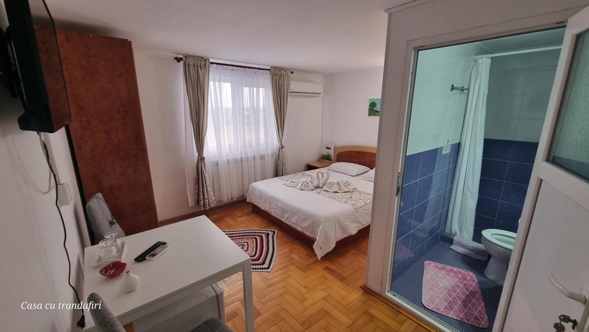 Casa Cu Trandafiri Муригьол Екстериор снимка